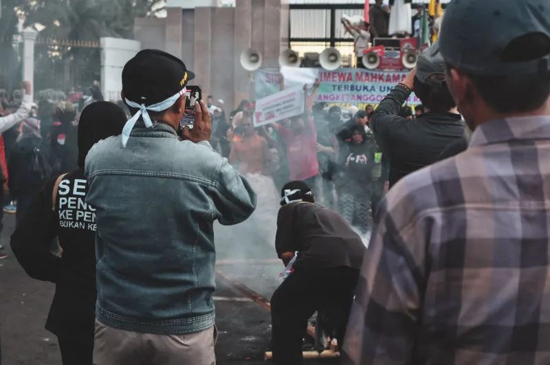 When the Dance Loses Its Meaning: How TikTok Turns Global Protest Into Content